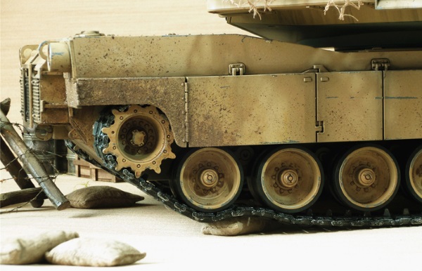 Радиоуправляемый танк Heng Long (#HL3918-1) U.S.A M1A2 Abrams RC Main Battle Tank с эффектами звука и дыма 1:16