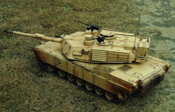 Радиоуправляемый танк Heng Long (#HL3918-1) U.S.A M1A2 Abrams RC Main Battle Tank с эффектами звука и дыма 1:16