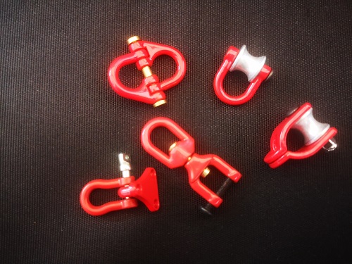 Крюк металлический RC Turn (#RTEL013A2) 1/10 Scale Tow Shackles - Red Crawler SCX10/TRX4