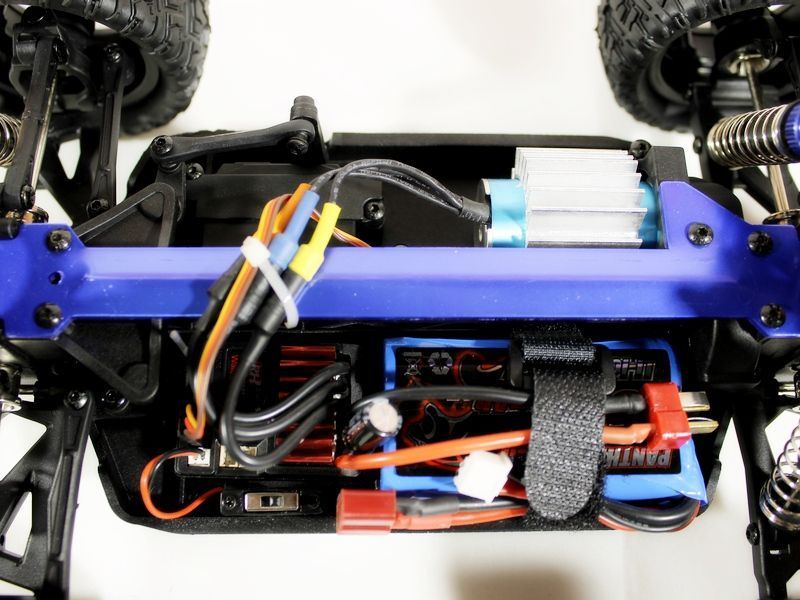 Радиоуправляемая модель багги RemoHobby (#1655) 1/16 Scale Electric 4WD 2.4GHZ RC Off-Road Brushless
