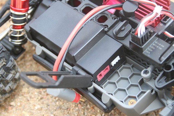 Радиоуправляемая модель трагги MJX Hyper Go (#MJX16210)  4WD Brushless 1:16  RTR 2.4GHz