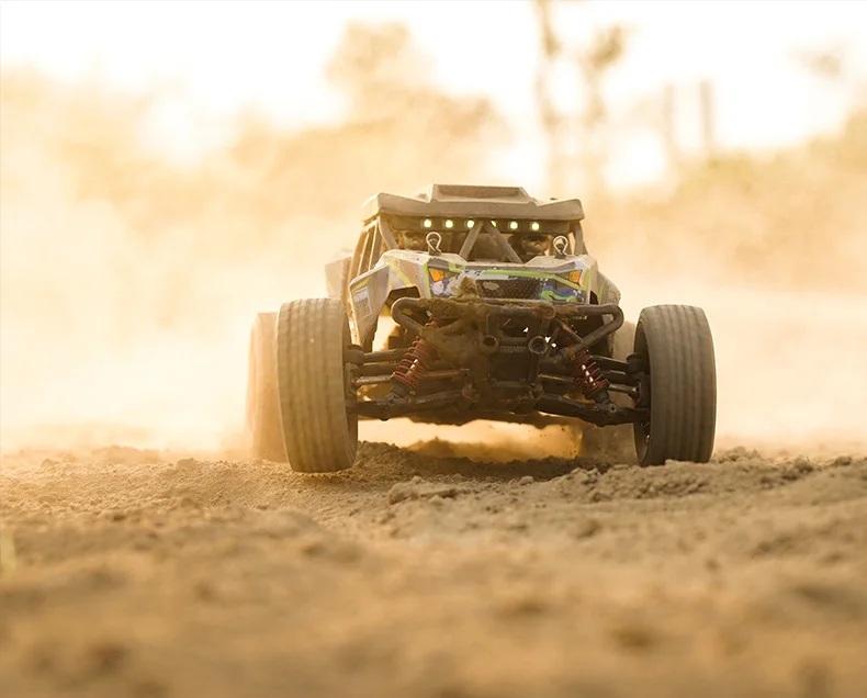 Радиоуправляемая модель монстра SuChiYu (#SCY16106PRO) TOP RACING SERIES ADVENTURER 4WD 1:16 RTR 2.4GHz