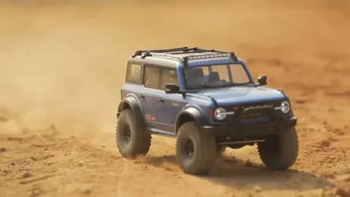 Радиоуправляемый внедорожник Yikong (#YK-4083V3)  4WD RC Car 1/8 crawler Bronco RTR