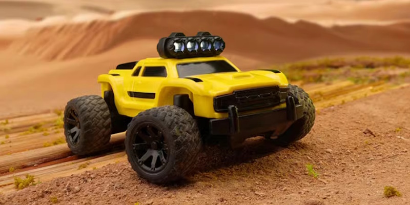 Радиоуправляемая модель монстра TurboRacing (#C81) 4WD 1:76 RTR 2.4GHz