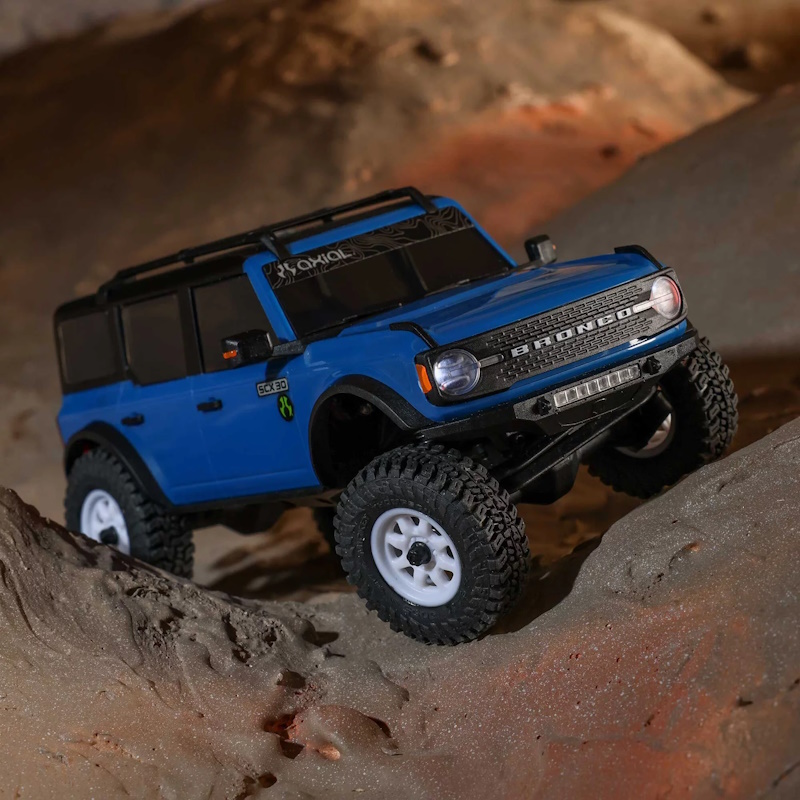 Радиоуправляемая модель краулера Axial (#AXI-2048T1) SCX30 Ford Bronco 4x4 1/30