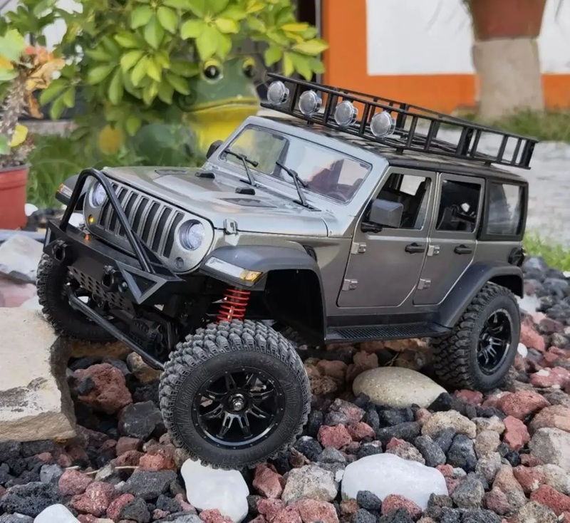 Радиоуправляемый внедорожник MN Hobby (#SG-MN-128S)  Jeep Wrangler Silver 4WD RTR масштаб 1/12 2.4G