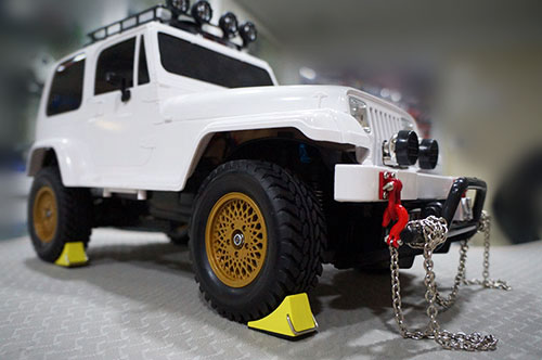 "Башмак" масштабный Yeah Racing (#YA-0383) 1/10 RC Rock Crawler Accessory Reifenstopper 2pcs Yellow For Tractor Truck