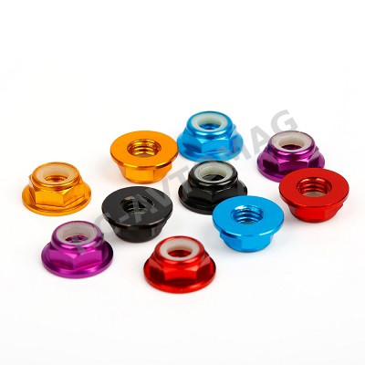 Гайки колесные RCTurn (#RTLN01005) Flange Nylon Lock Nut  M4 4.0 CW 10pcs/bag