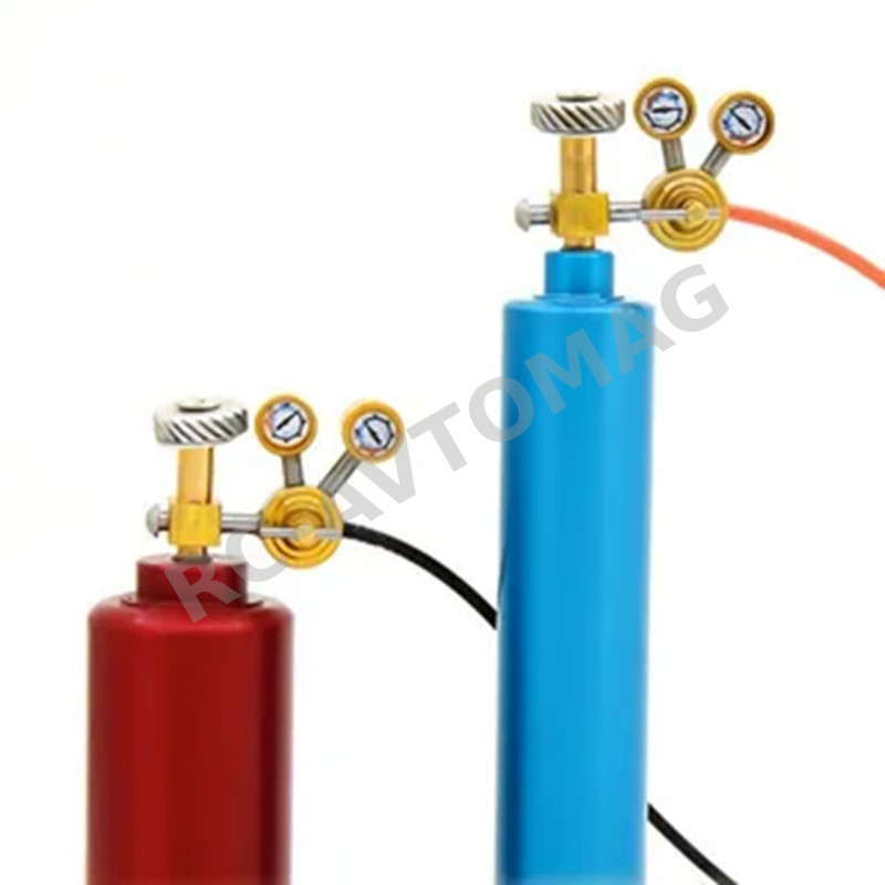Баллон с кислородом и сварочная горелка RC Turn (#RTSM013B01) 1/10 RC Scale Garage Series  Oxygen & Acetylene Tank  and Welding Torch - Blue&Red